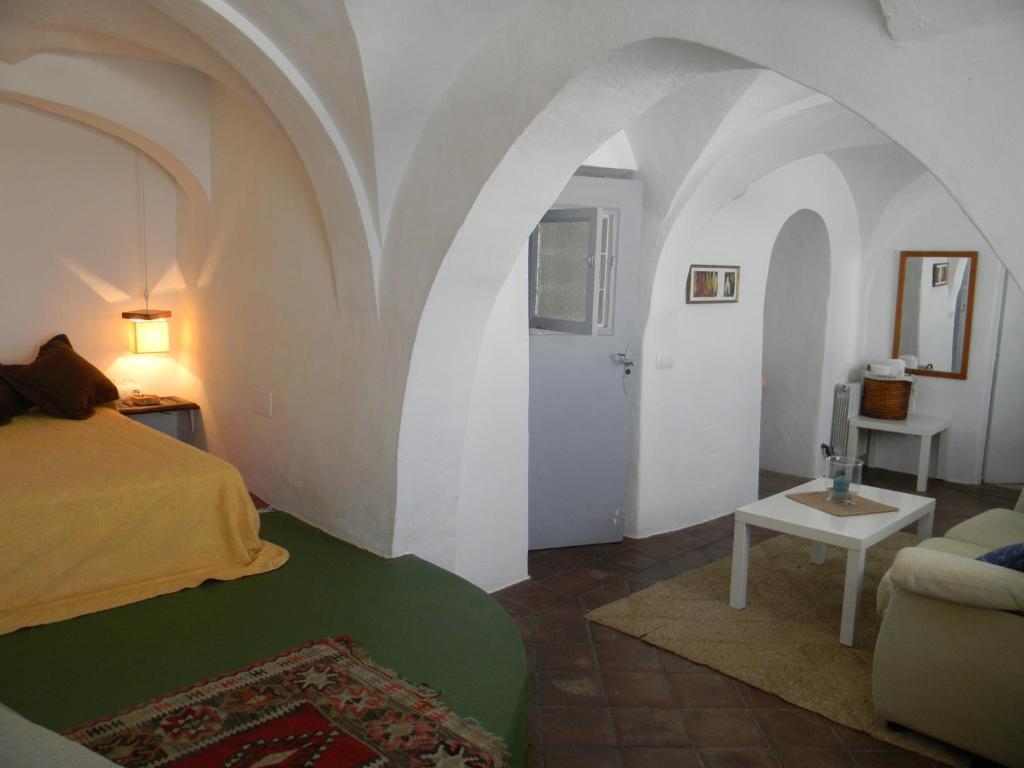 La Casa De Bovedas Charming Inn Аркос-де-ла-Фронтера Номер фото